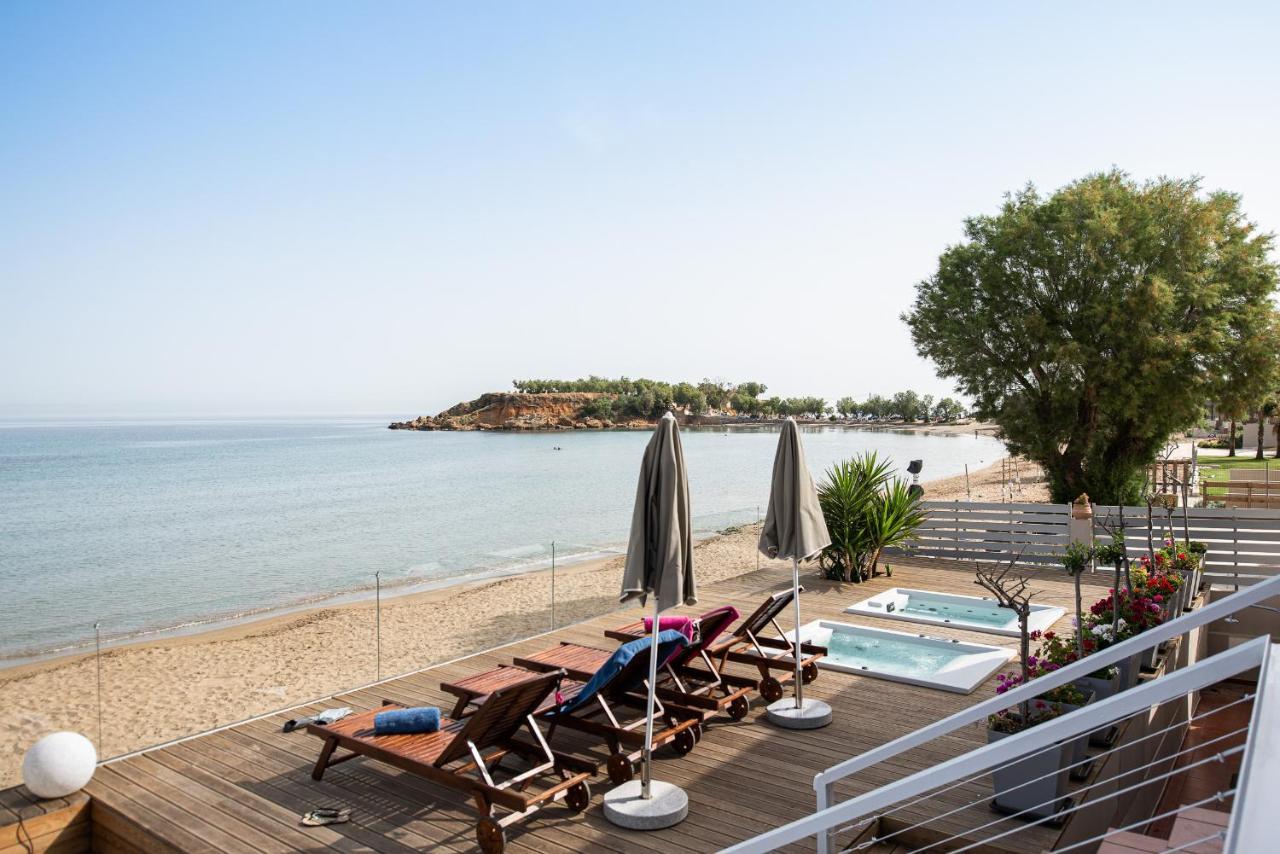 Domus Aqua Villa Kato Daratso Bagian luar foto